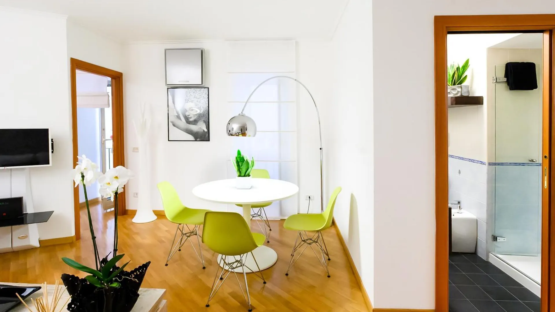 Caracciolo Deluxe Suite - Chiaia Lungomare Naples Apartment